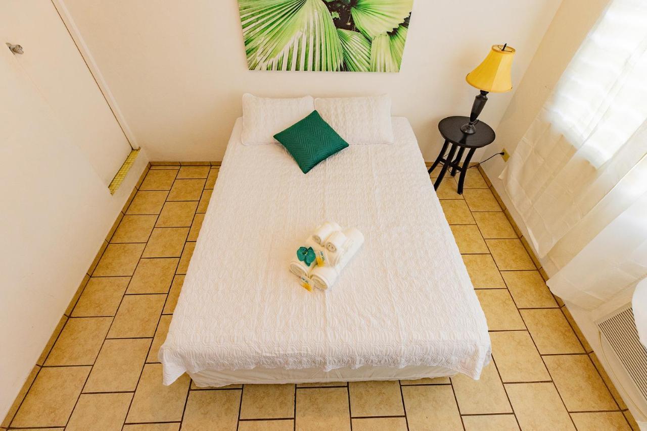 Vieques Tropical Guest House Екстер'єр фото
